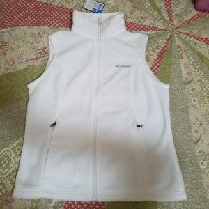 Columbia white zip-up fleece vest